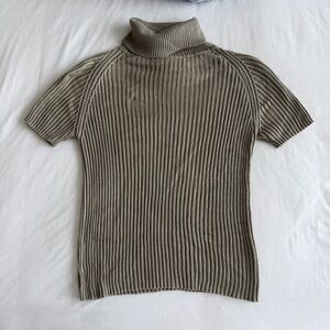 Joseph Ribbed Short Sleeve Turtleneck in Olive